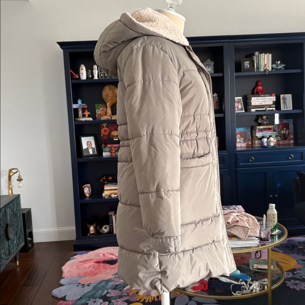 Zara Kid’s Olive Green Puffer Jacket with faux Sherpa Hood size 11-12 - Picture 3 of 8